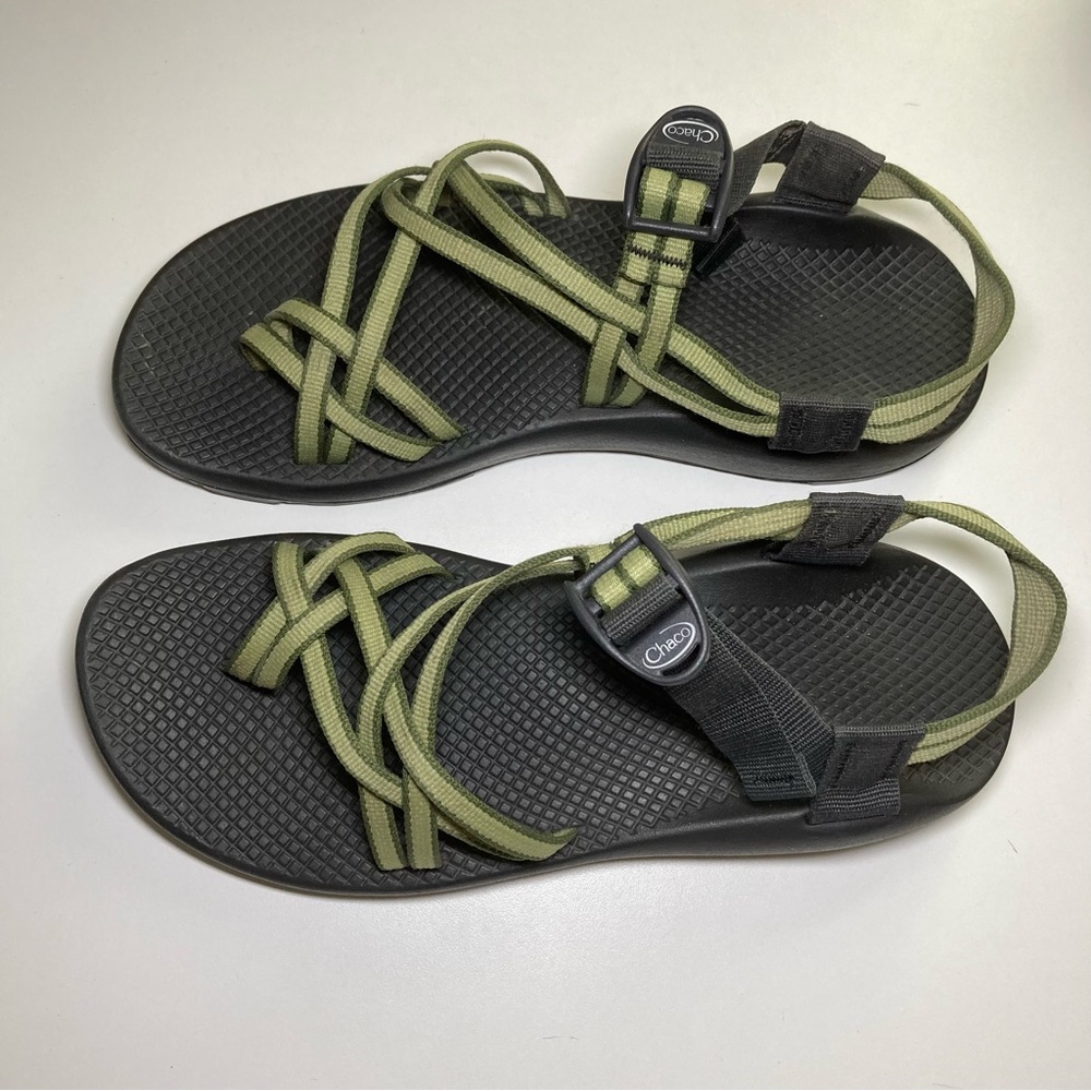 Chaco ZX2 Women's 11 Classic Green Toe Loop Strap Sport Hiking Sandals LIKE NEW!
